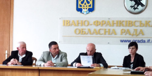 Відбулася зустріч голови НЕК України Василя Костицького з представниками релігійних та громадських організацій Івано-Франківська