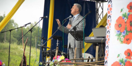 Старший єпископ ЦХВЄУ Михайло Паночко відвідав музичний фестиваль у Коростах