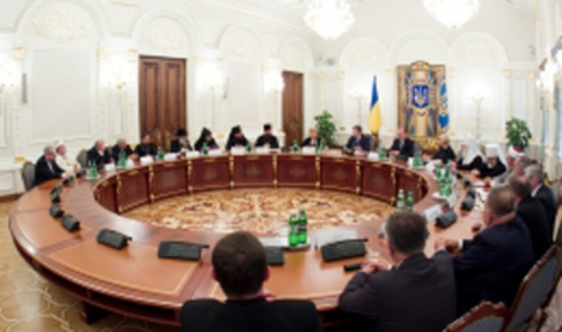 На зустрічі з Президентом глави конфесій закликали ветувати зміни до Закону про свободу совісті