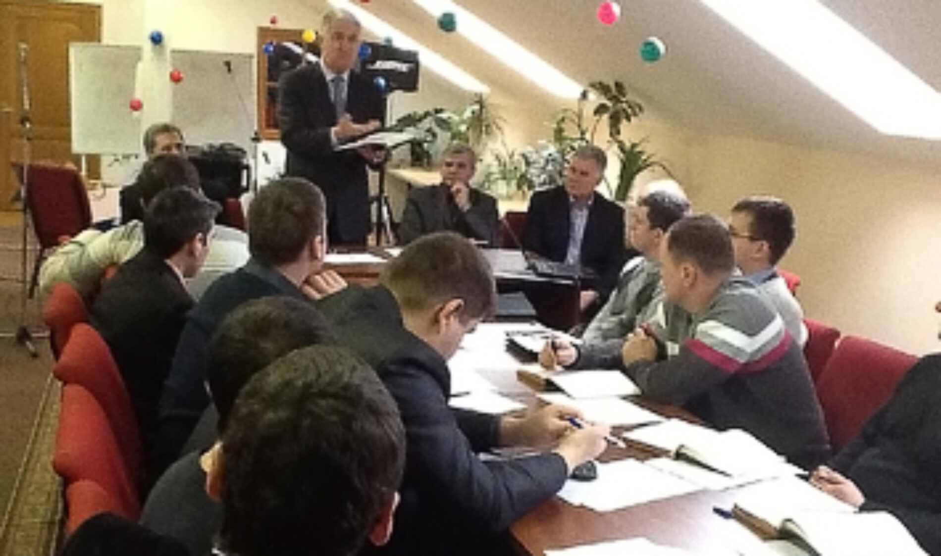Про особливості духовного життя сучасної молоді ЦХВЄУ говорили під час  чергової зустрічі молодіжні лідери.