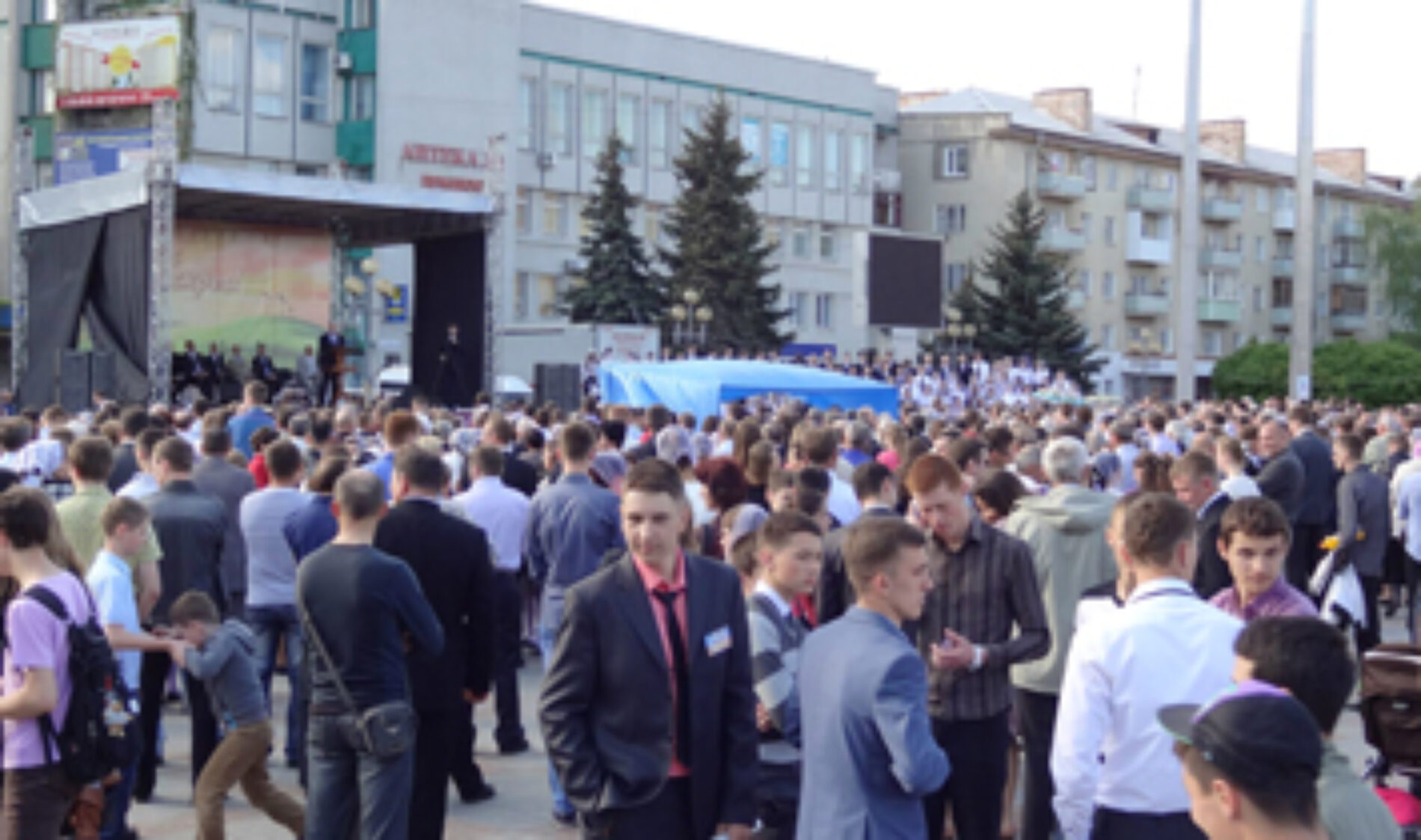 На євангелізацію у Рівному прийшли понад сім тисяч чоловік (ФОТО)