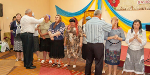 «Усі ми – це і є Україна, єдина і неподільна» Репортаж зі Всеукраїнської жіночої конференції ЦХВЄУ