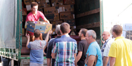 Брати з Мотовилівки доставили допомогу на Донбас