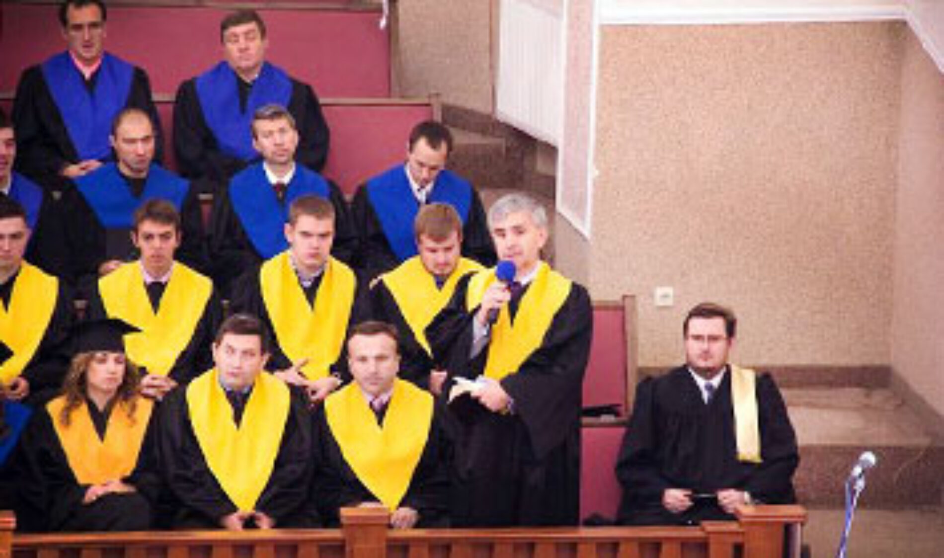 В Івано-Франківську відбувся другий випуск бакалаврів філії ЛБС