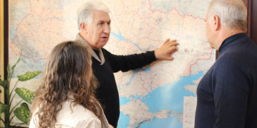 Головний офіс ЦХВЄУ з ознайомчою метою відвідав  пастор  Марк Сломка зі США
