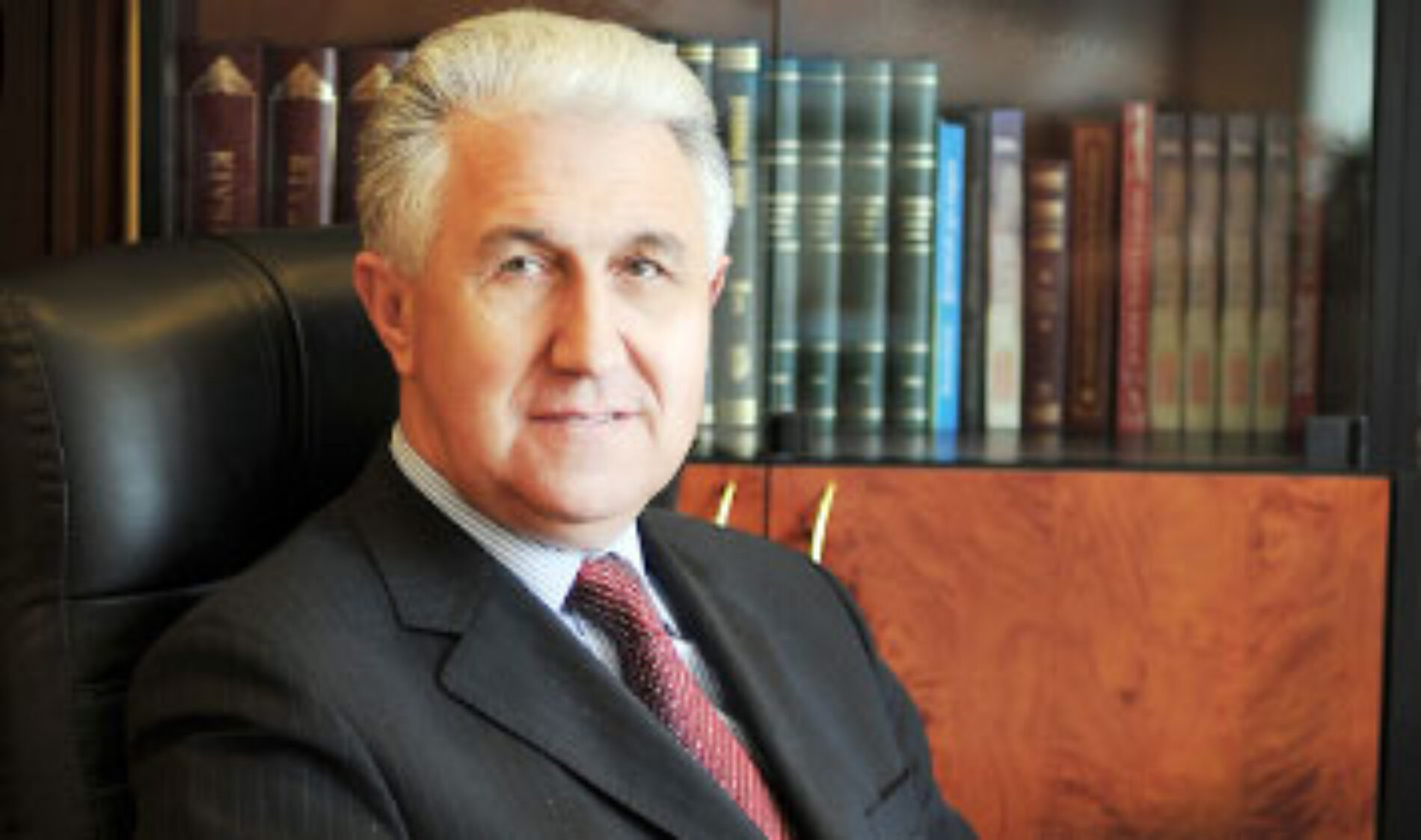 Старший єпископ Михайло Паночко: «Зважаючи на обстановку в країні, вважаю, що Всеукраїнська Рада Церков має ініціювати зустріч із Президентом України»
