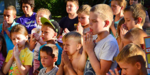 Дитяча євангелізація: служителі діляться свідоцтвами про Божі діла влітку 2016 р.