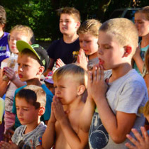 Дитяча євангелізація: служителі діляться свідоцтвами про Божі діла влітку 2016 р.