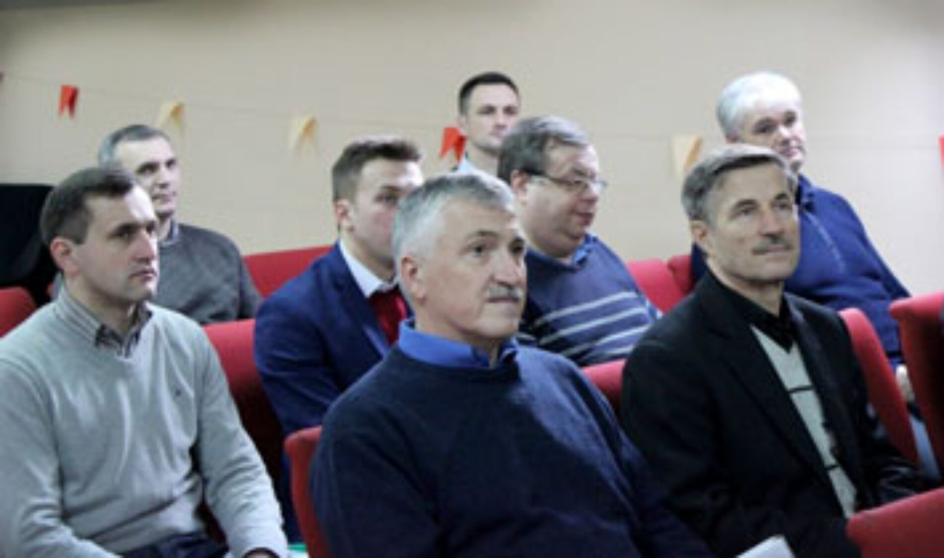 Працівники відділу освіти Церкви ХВЄ України провели звітну зустріч