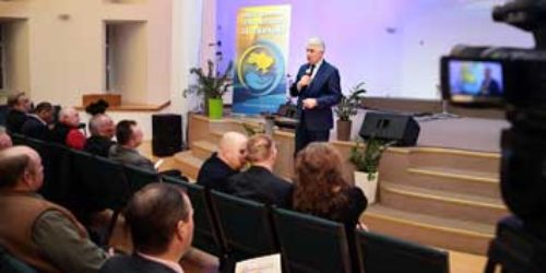 Оргкомітет Національного дня молитви за Україну презентував програму цьогорічного молитовного форуму