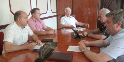 Старші пресвітери і єпископи апробують нову навчальну програму для місіонерів