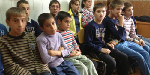 Подарувати щастя знедоленим
