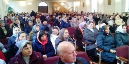 Жінка в сім’ї та служінні