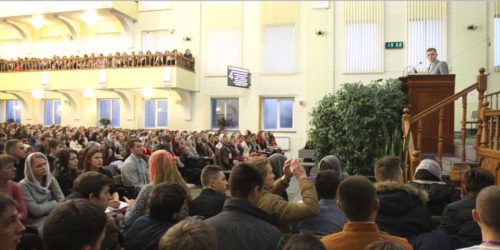 «Будь зразком для вірних» – молодіжна конференція УЦХВЄ Волині