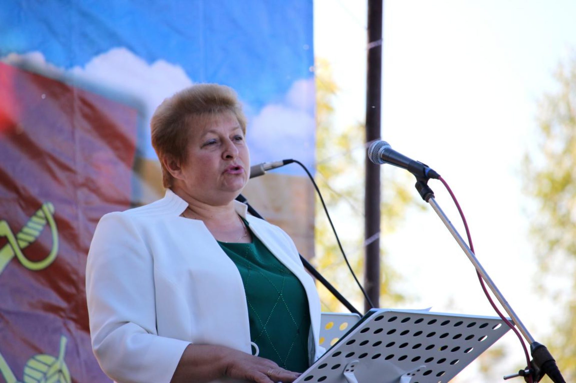 Коли церква стає лідером у селі: на Святі Подяки у Тарасівці влада дякувала церкві за активну позицію
