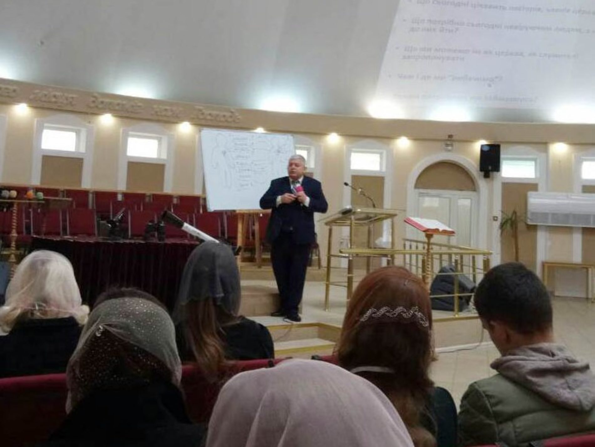 Ростислав Мурах: «Якщо ми зможемо зберегти дітей у церкві після недільної школи, то тільки за їх рахунок наші зібрання щороку зростатимуть на 10%»