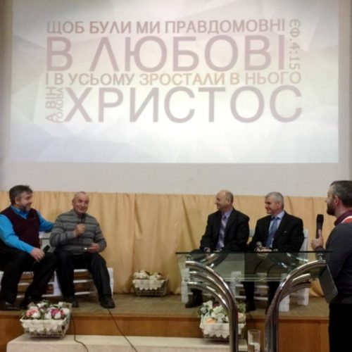 Єпископ Микола Синюк та гурт «Левіт» з Волині послужили у церквах Сумщини
