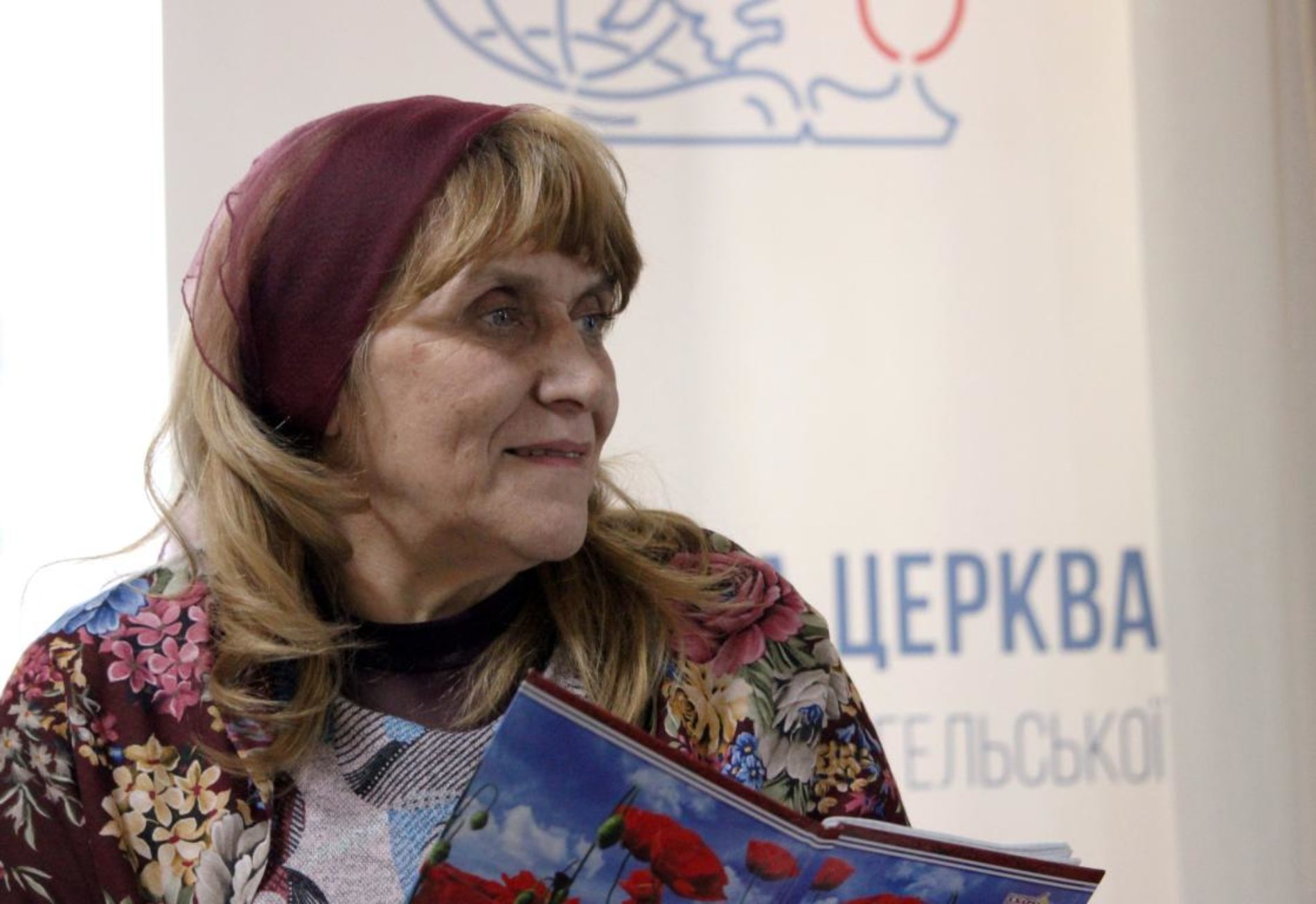 Як посилити служіння жінкам у суспільстві, що стрімко змінюється – про це йшлося на нараді Відділу жіночого служіння