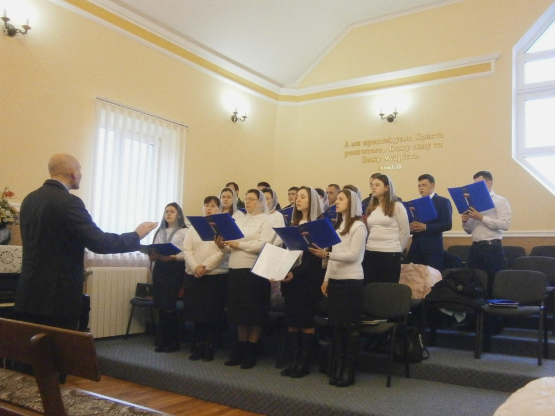 Відділ жіночого служіння УЦХВЄ: звіт про роботу на Львівщині