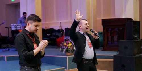 Як  позбутися стереотипів та побудувати щасливу сім’ю – репортаж з міжобласної молодіжної конференції у Сумах