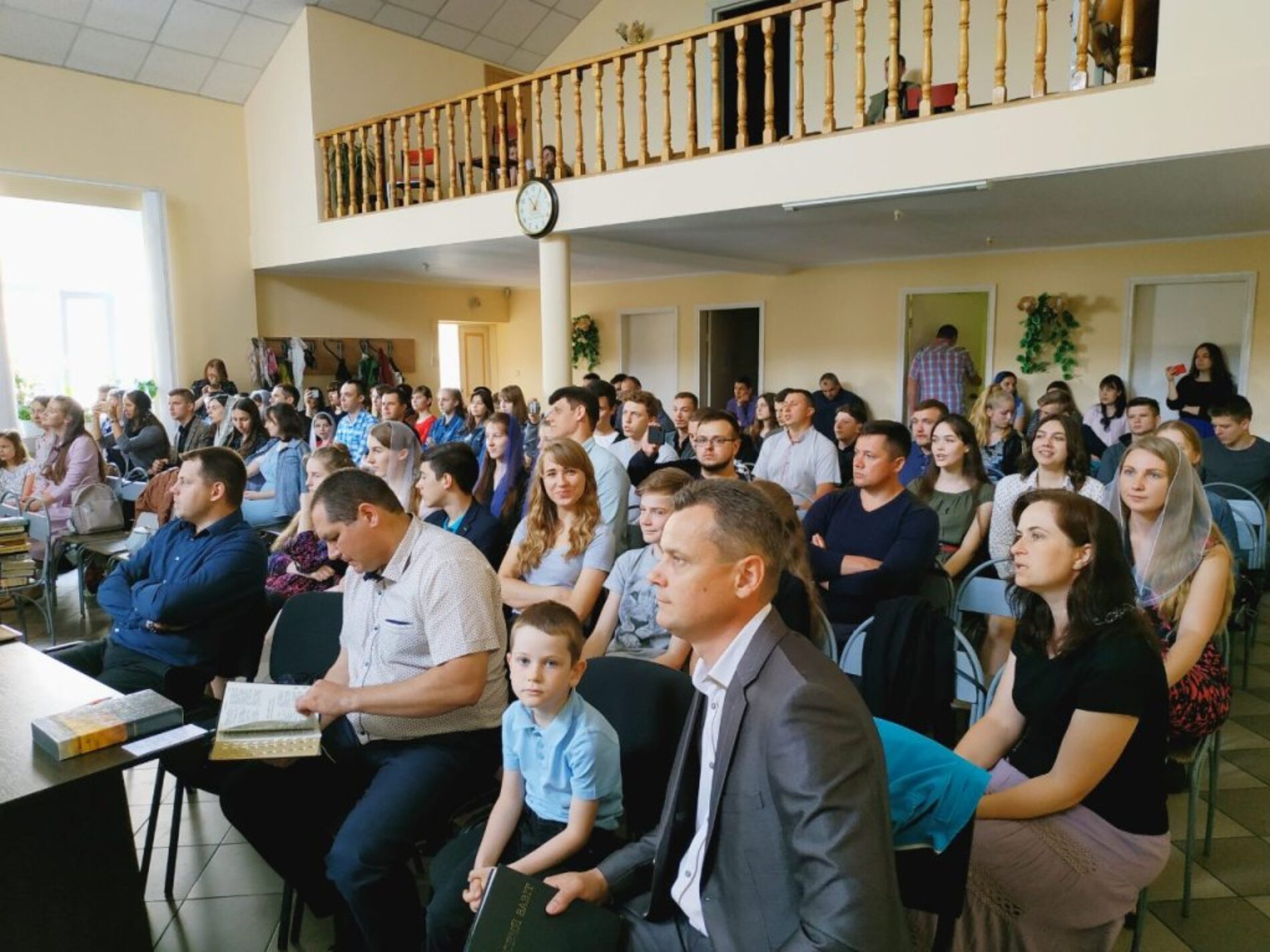 Молодь Чернігівщини провела конференцію «Лайфхаки благовістя»