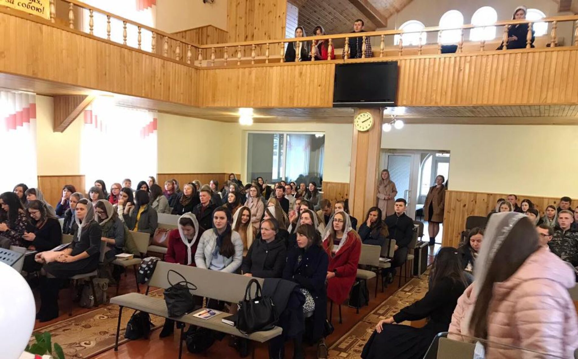 Вчителі недільних шкіл на конференції в Підгайцях шукали відповідь на питання «Як зберегти покоління»  