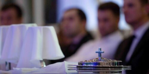 Уряд послабив карантин для релігійних організацій