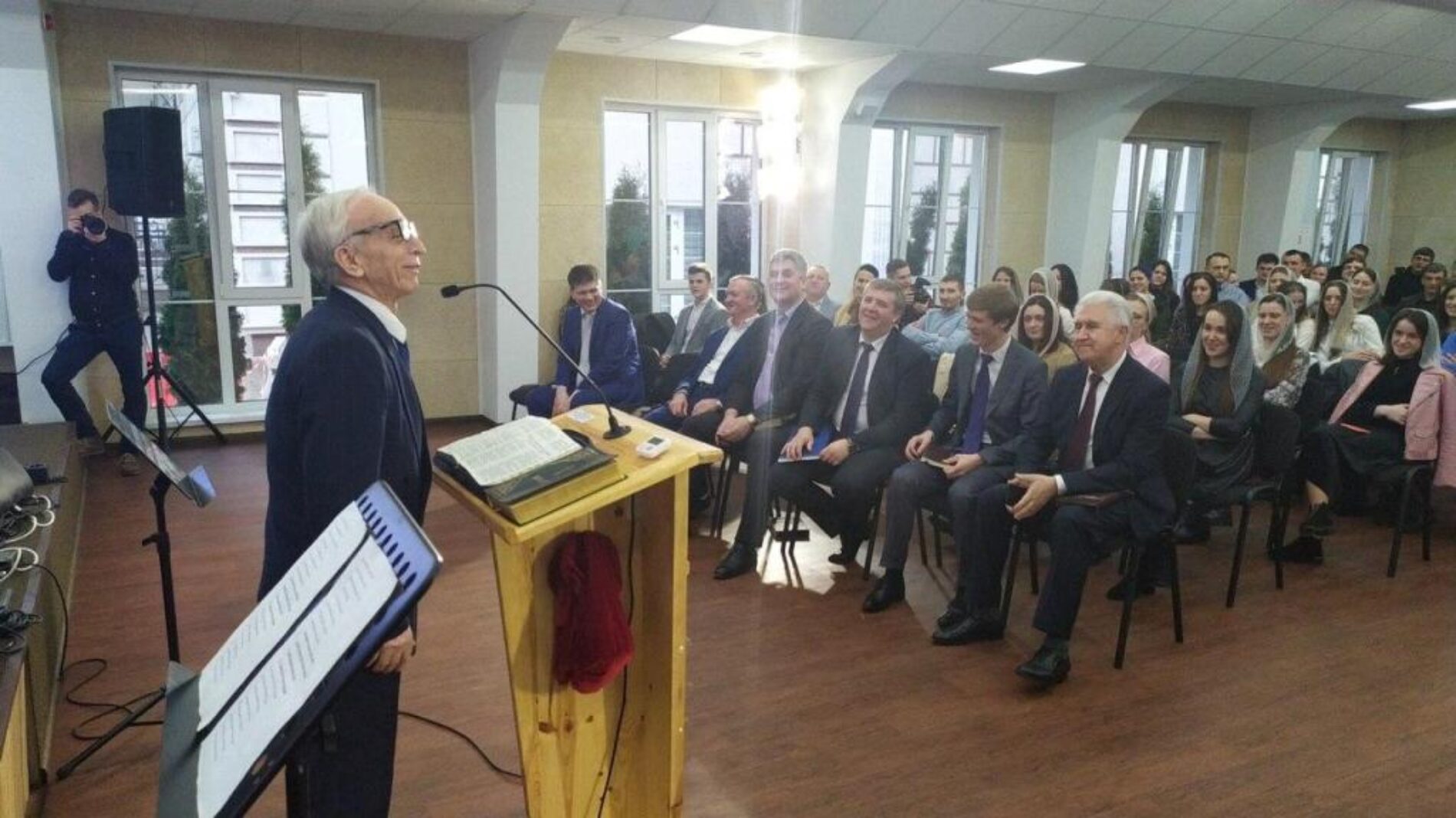 На базі студентської спілки у Києві засновано нову п’ятидесятницьку церкву