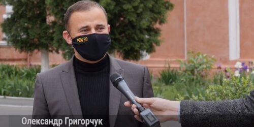 У Чернівцях церква вдруге передала лікарні кисневий концентратор для допомоги хворим на COVID-19