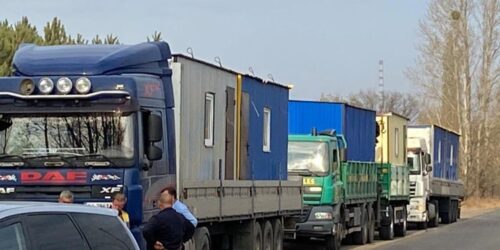 Мобільні будинки для постраждалих від пожеж доставили на Луганщину