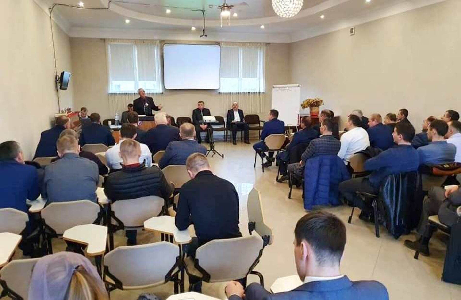 Освітній ступінь бакалавра пасторського служіння отримали 50  випускників РДС