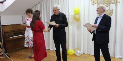 У Києві завершилася дев’ята Міжнародна місіонерська школа, де пройшли підготовку молоді місіонери з п’яти країн