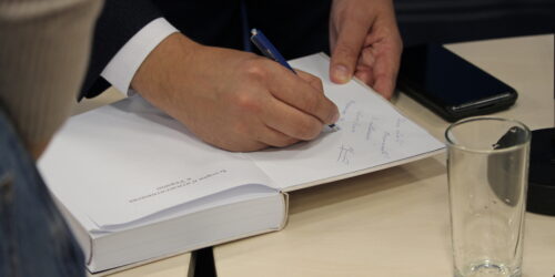 «Нова книга демонструє перехід п’ятидесятників «від гнаної меншості до впливової меншості» – Михайло Мокієнко