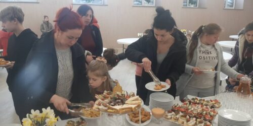 Понад пів тисячі переселенців запросили до спільної міжконфесійної молитви і сніданку єднання у Луцьку