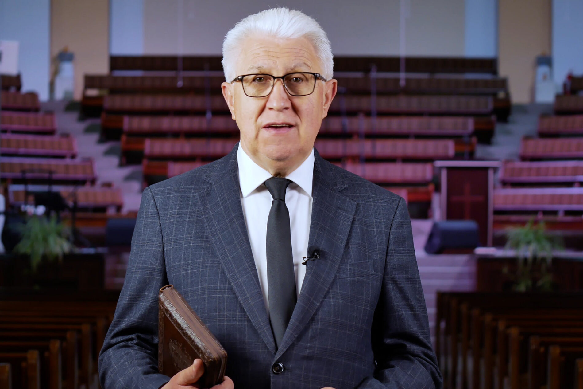 «Ніколи темрява не переможе світла. Христос воскрес! Воістину воскрес!» – Михайло Паночко