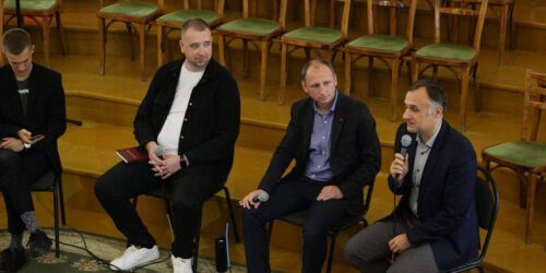 Яка роль Церкви й християнина в умовах війни, розмірковувала молодь на конференції у Тернополі