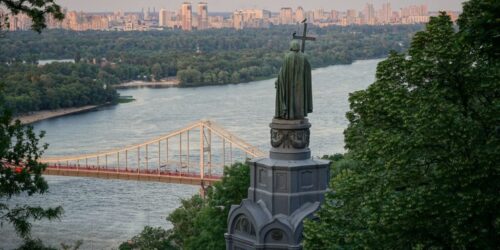Києвський Євангельський теологічний університет запрошує на зимову сесію та наукову конференцію