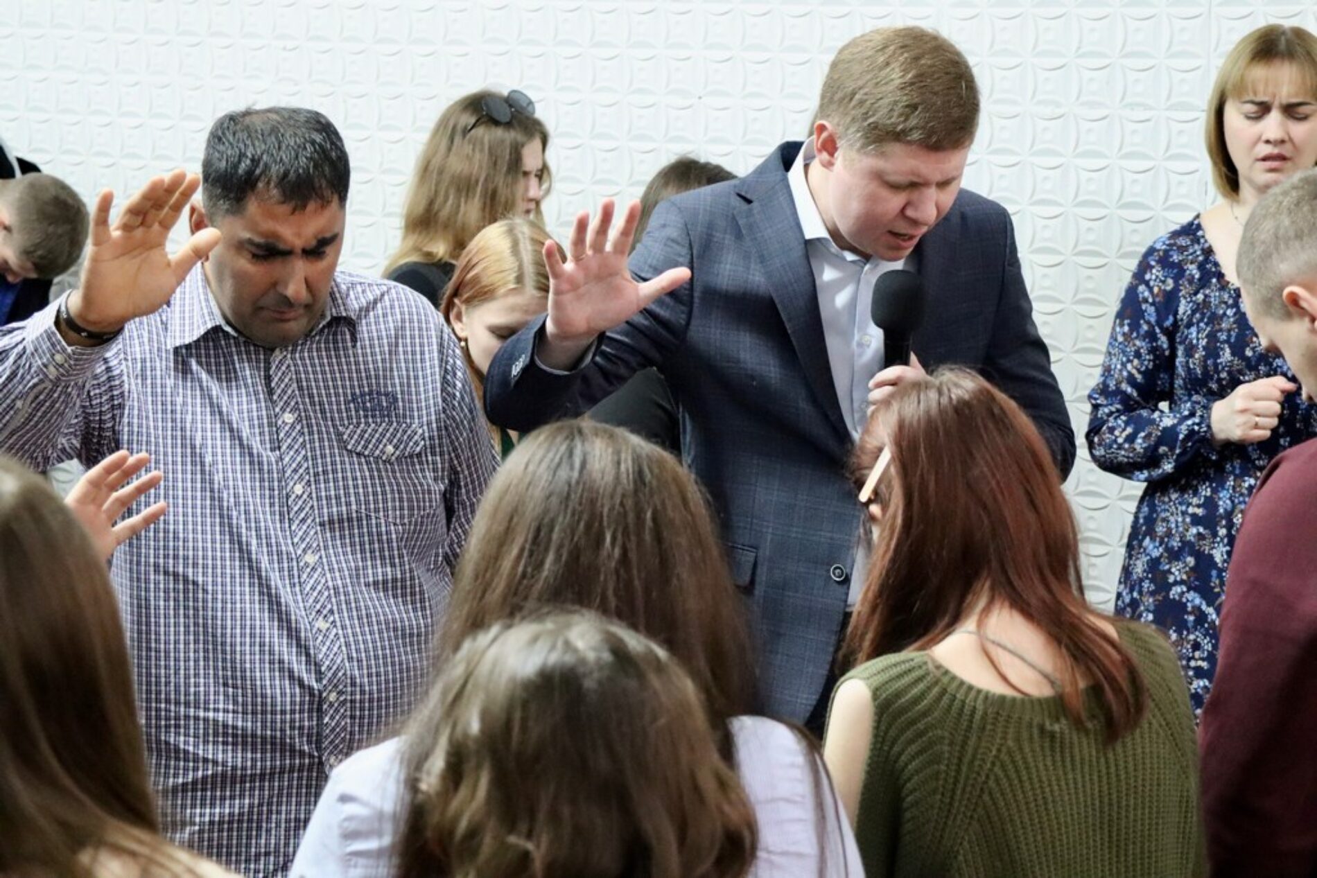 «Єдність – шлях до перемоги» – тема молодіжної конференції, що пройшла на Кіровоградщині  