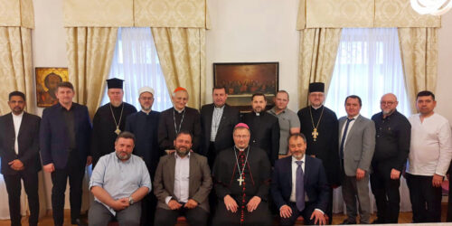 Представники ВРЦіРО зустрілися з посланцем Папи кардиналом Маттео Дзуппі