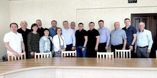 Попри те, що частина проєктів стоїть «на паузі», департаменти УЦХВЄ працюють і розвиваються