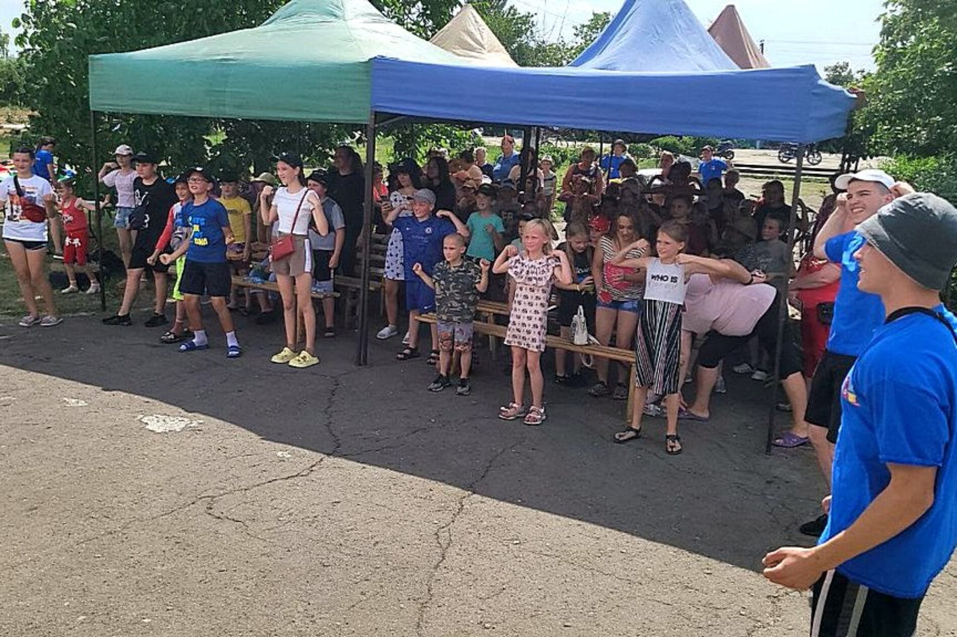 Дитячі табори, служіння підтримки та вечір музики: як молодь Рівненщини працювала на Миколаївщині й Херсонщині
