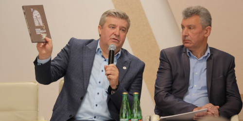 У Рівному презентували підручник «Основи християнської етики»