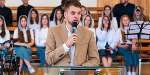 «Яке твоє християнство?» – відповідь на це запитання шукала молодь церков Хмельниччини