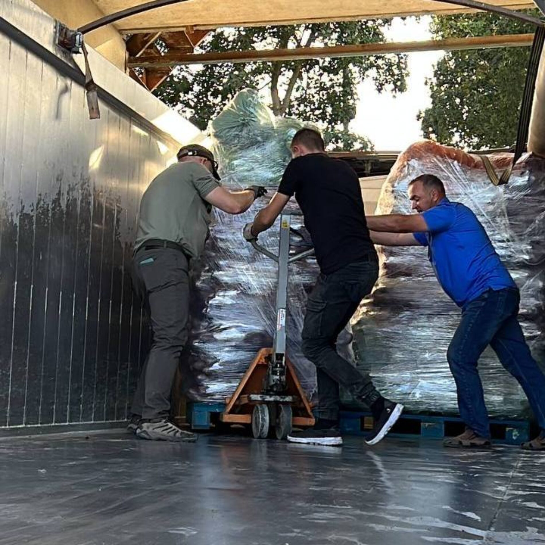 Рейси життя: пастор-капелан Михайло Коломийченко про поїздки з допомогою на Схід