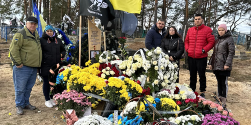 Після загибелі сина продовжує волонтерити: історія Юрія Глабця з Рівненщини