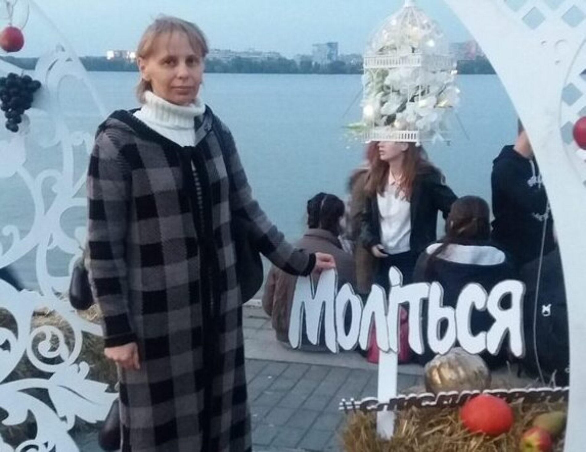 «Нас запросили на гостину в сільську хату…» – історія покаяння Олени Дорошенко з Петриківки (КОНКУРС “МОЄ РІЗДВО”)