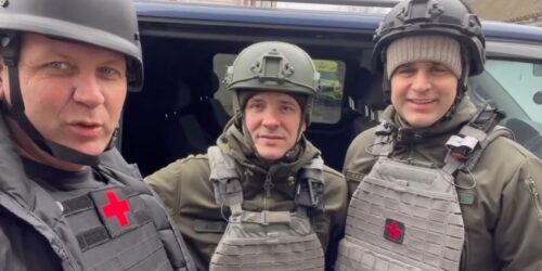 Волонтери з Івано-Франківщини та Хмельницького завезли черговий гуманітарний вантаж на Херсонщину