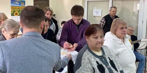 Церкви прифронтових міст Донеччини здійснили виїзне водне хрещення  