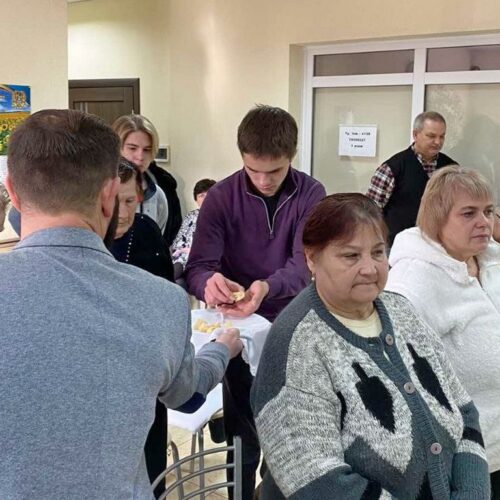 Церкви прифронтових міст Донеччини здійснили виїзне водне хрещення  