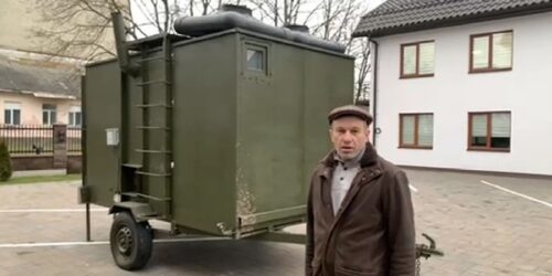 Віряни з Березнівського району  змайстрували лазню для військових